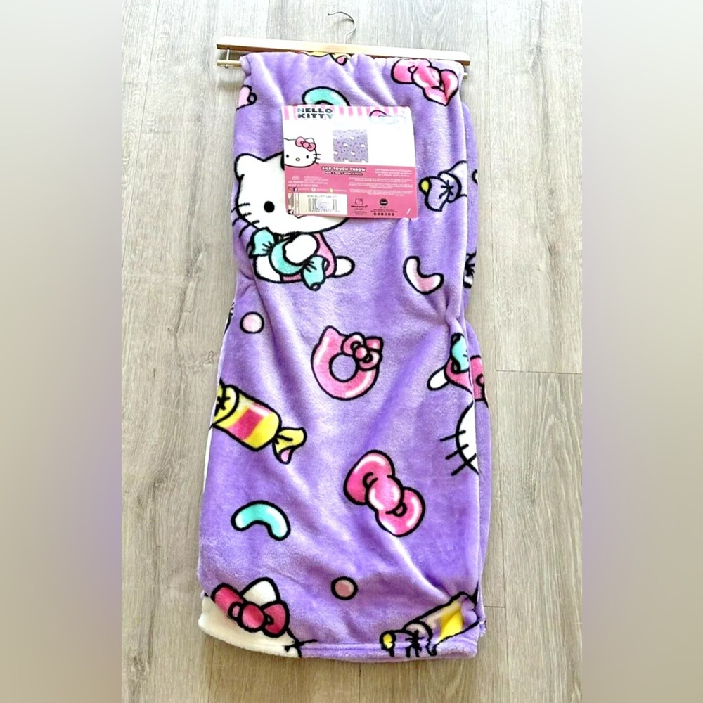 Purple Hello Kitty Sanrio Silk Touch Plush Throw Blanket 50”x70” Candy Kitty